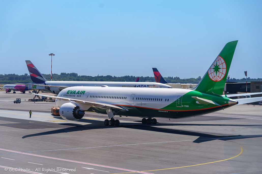B-17888 Boeing 787-9 63526 1227 GE nx-1B  EVA Air 2025 @ Milano Malpensa MXP 07 2025 © Piti Spotter Club Verona