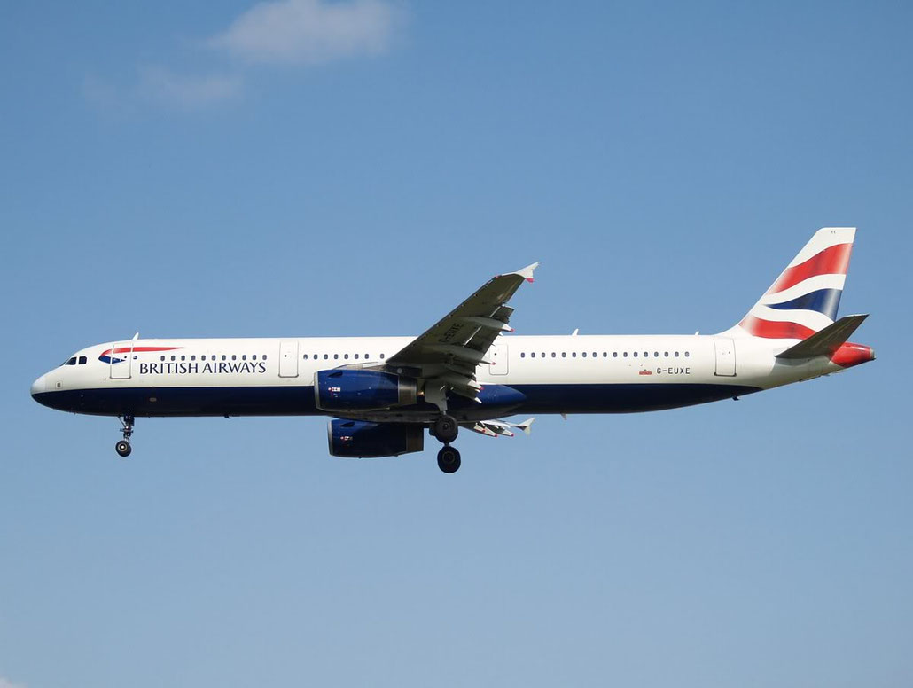 G-EUXE A321-231 2323 British Airways @ London Heathrow Airport 08.2007 © Piti Spotter Club Verona