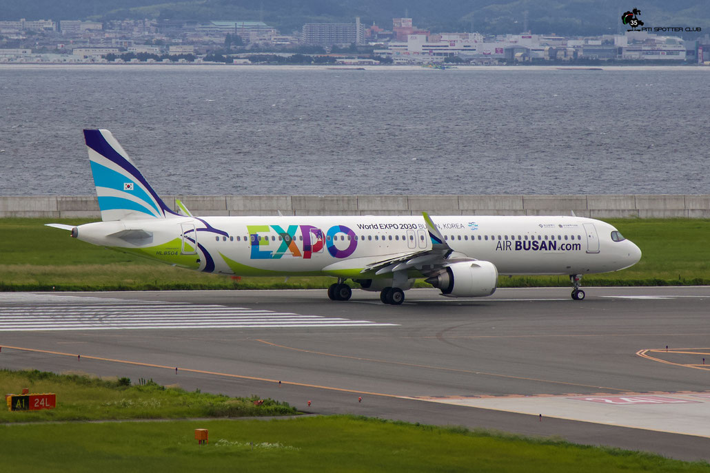 HL8504 A321-251NX 10877 Air Busan @ Osaka Kansai 07.2023 © Piti Spotter Club Verona