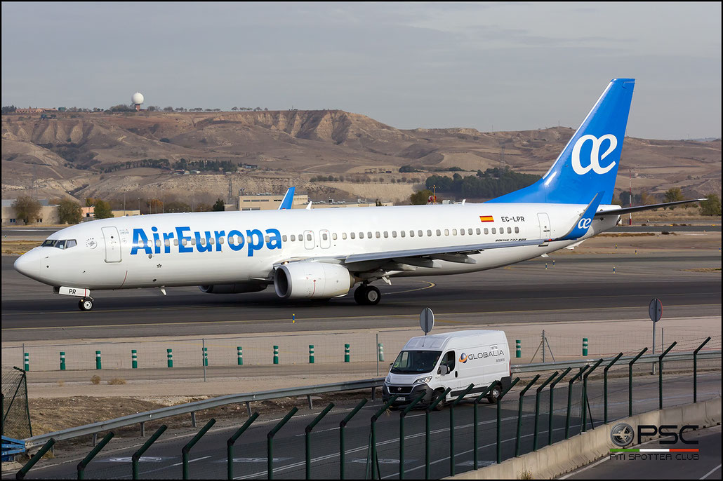 EC-LPR B737-85P 36588/3989 Air Europa @ Madrid Airport 23.11.2017 © Piti Spotter Club Verona