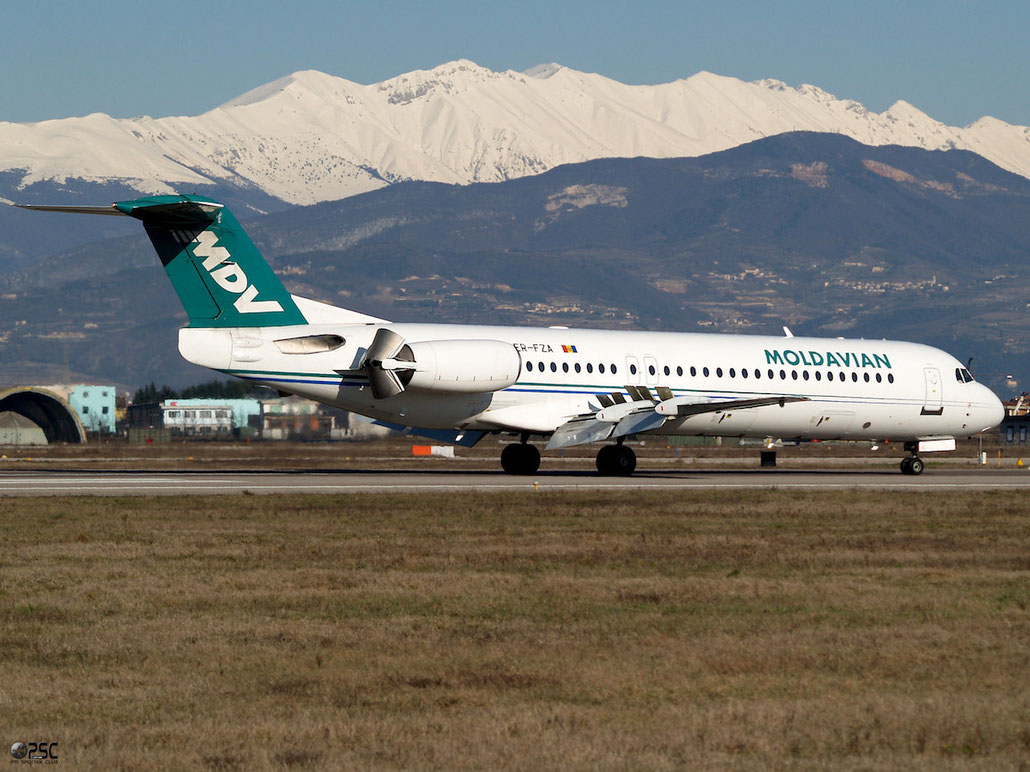 ER-FZA Fokker 100 11395 Moldavian Airlines