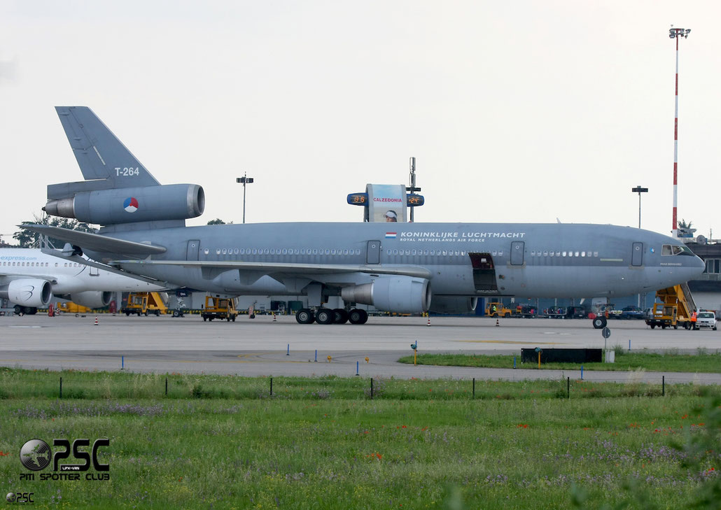 T-264   KDC-10  46985 © Piti Spotter Club Verona