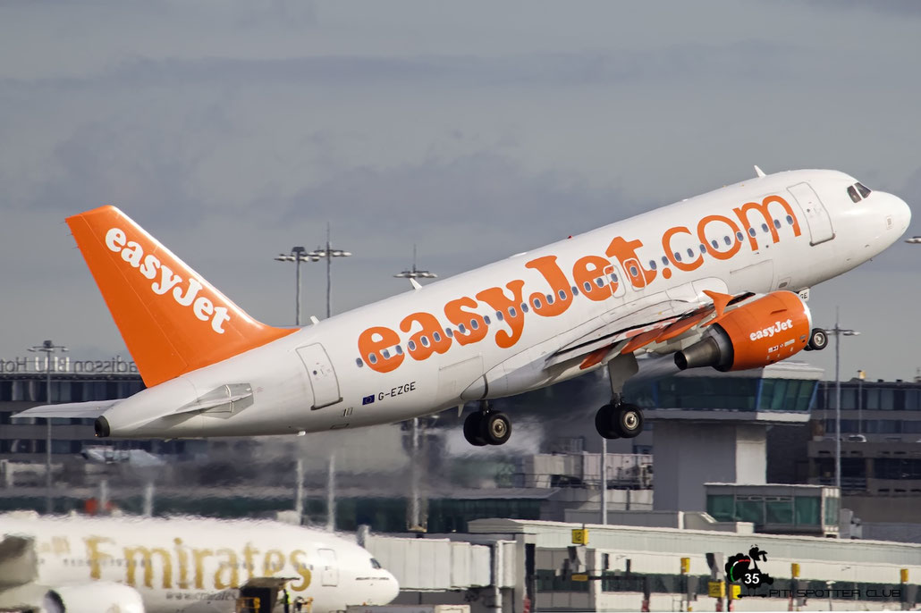 G-EZGE A319-111 4624 EasyJet Airline @ Manchester Airport 21.06.2015  © Piti Spotter Club Verona