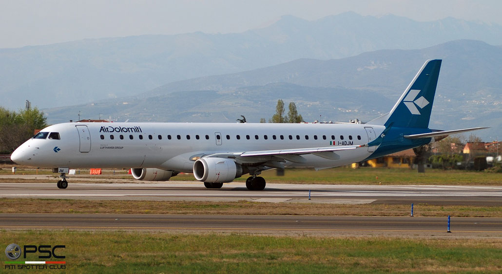 I-ADJM ERJ195LR 19000258 Air Dolomiti @ Aeroporto di Verona 04.2019  © Piti Spotter Club Verona