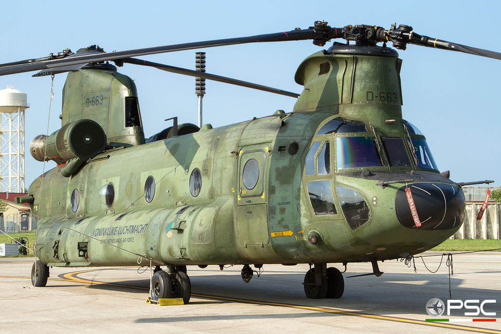 D-663   CH-47D  M3663/NL003  Gilze-Rijen © Piti Spotter Club Verona 