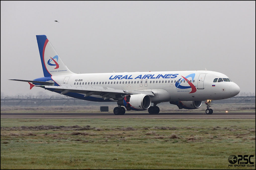  VQ-BQN A320-214 3433 Ural Airlines @ Aeroporto di Verona © Piti Spotter Club Verona