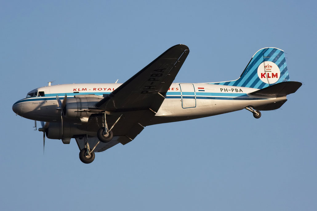 PH-PBA Douglas DC-3C-S1C3G DDA Classic Airlines @ Venice Airport 29.12.2011 © Piti Spotter Club Verona
