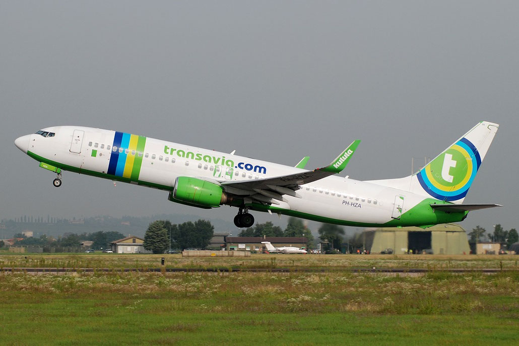 PH-HZA B737-8K2 28373/51 Transavia Airlines