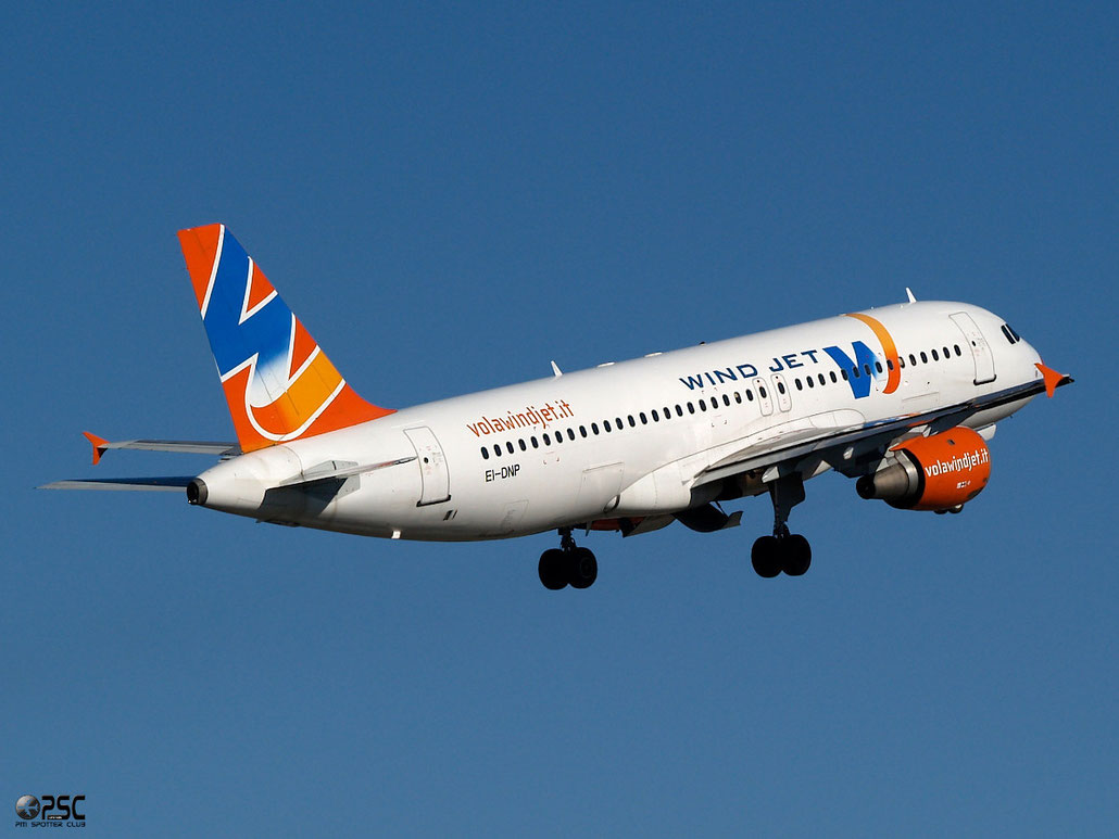 EI-DNP A320-212 421 Wind Jet @ Aeroporto di Verona © Piti Spotter Club Verona