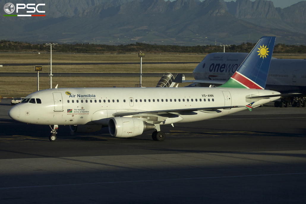 V5-ANN A319-112 5400 Air Namibia @ Cape Town International Airport 24.11.2017 © Piti Spotter Club Verona
