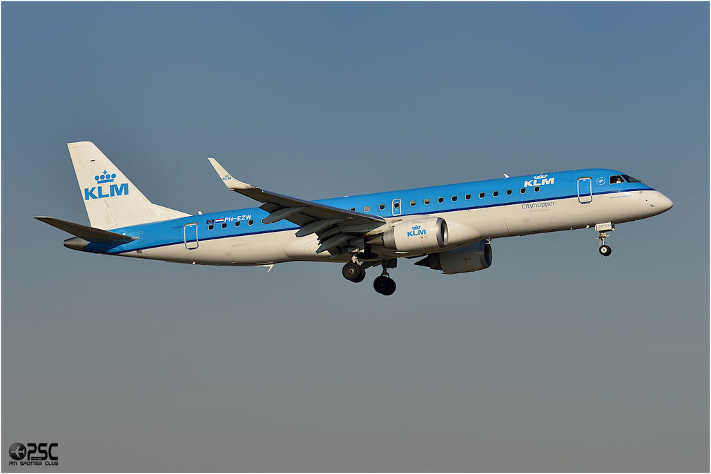 PH-EZW ERJ190STD 19000533 KLM Cityhopper @ Bologna Airport - 06.12.2015  © Piti Spotter Club Verona