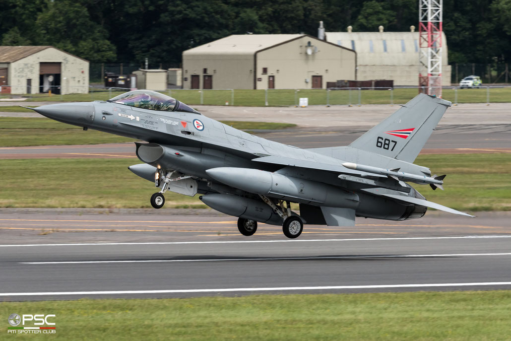 687   F-16AM  6K-59  331 skv © Piti Spotter Club Verona 