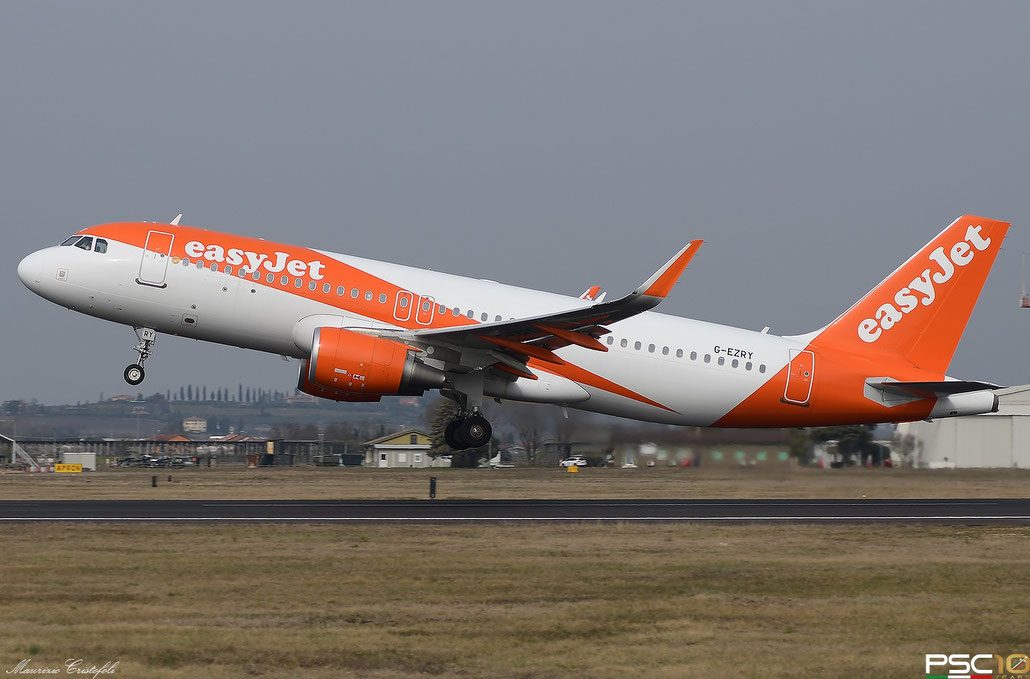G-EZRY  A320-214  8344  easyJet  @ Aeroporto di Verona  03 2022 © Piti Spotter Club Verona