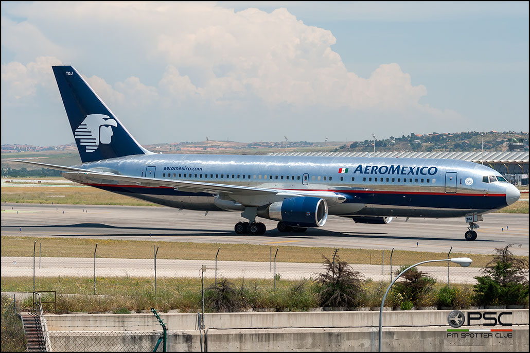 XA-TOJ B767-283ER 24727/301 AeroMéxico - Aerovias de México @ Madrid Airport 2011 © Piti Spotter Club Verona