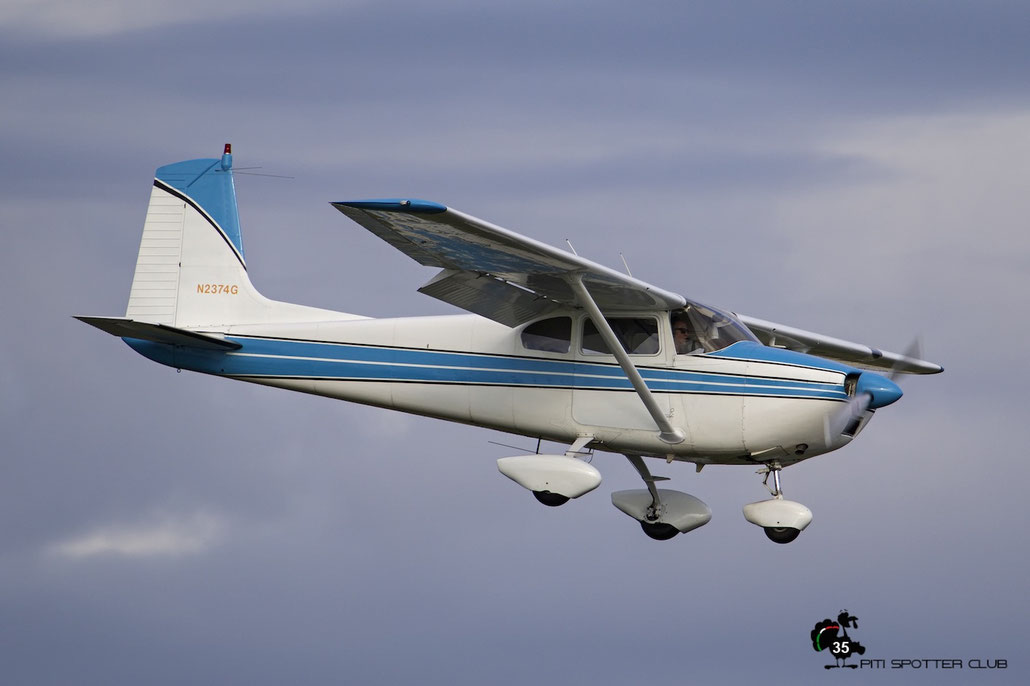 N2374G 1958 CESSNA 182B @ Paine Field Airport 23.09.2015 © Piti Spotter Club Verona