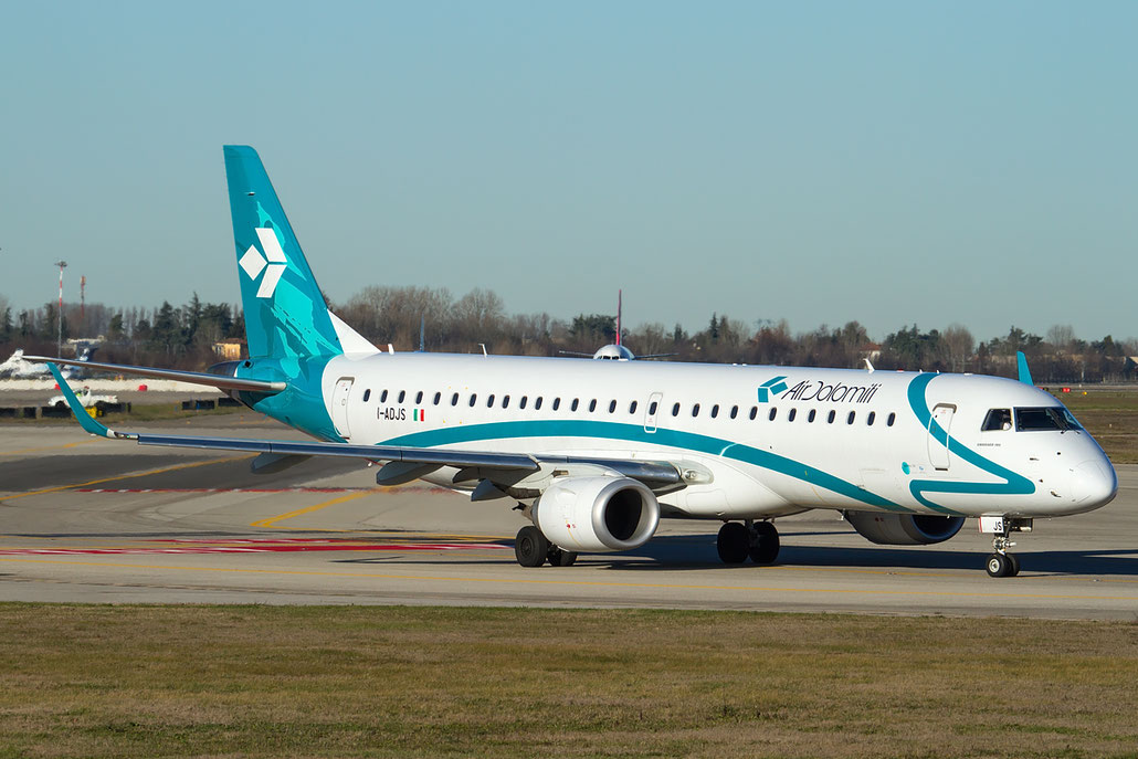 I-ADJS ERJ195LR 19000597 Air Dolomiti @ Bologna Airport 14.02.2016 © Piti Spotter Club Verona