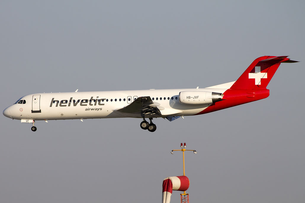 HB-JVF Fokker 100 11466 Helvetic Airways @ Venezia Airport 22.08.2015 © Piti Spotter Club Verona