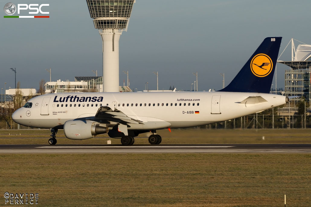 D-AIBB A319-112 4182 Lufthansa @ Munich Airport  13.12.2015 © Piti Spotter Club Verona