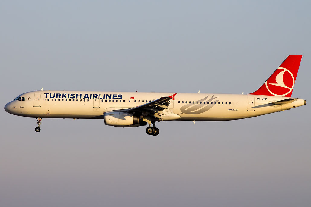 TC-JRP A321-232 4698 Turkish Airlines - THY Türk Hava Yollari @ Venezia Airport 18.03.2016 © Piti Spotter Club Verona