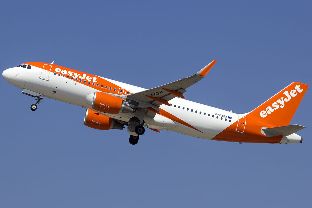 G-EZPA A320-214 6970 EasyJet Airline @ Heraklion Airport 07.2016  © Piti Spotter Club Verona
