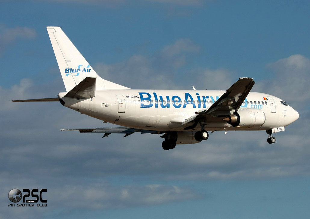 YR-BAG B737-5L9 24778/1816 Blue Air