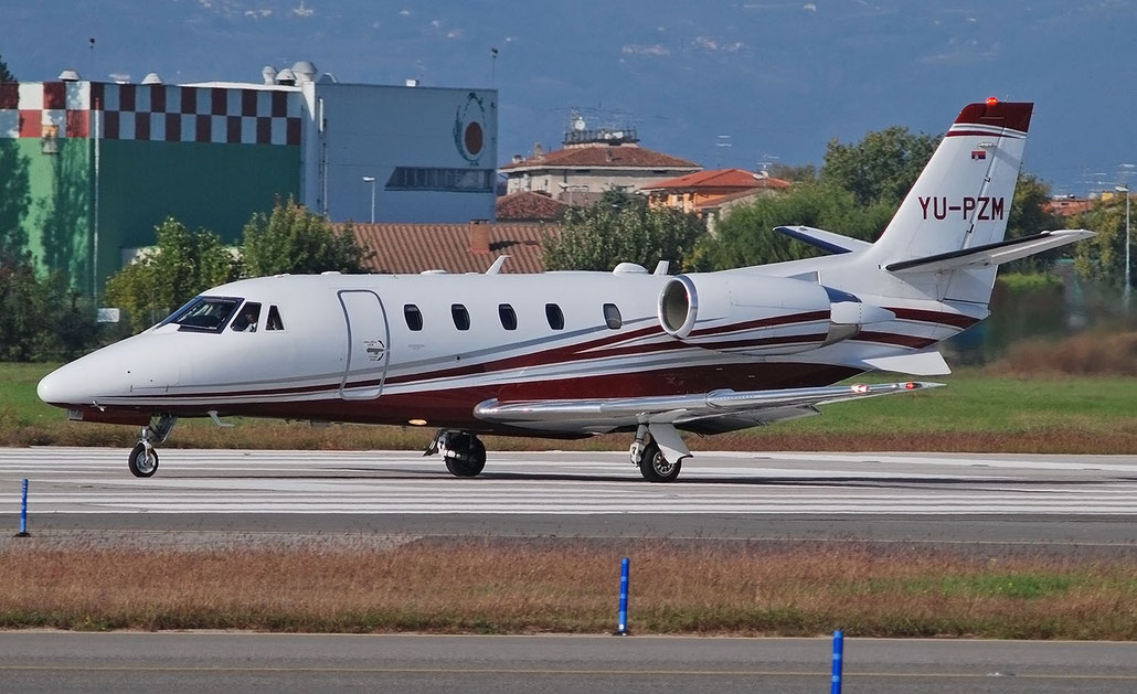YU-PZM  Ce560XLS+  560-6226  Air Pink  @ Aeroporto di Verona 11.2020  © Piti Spotter Club Verona