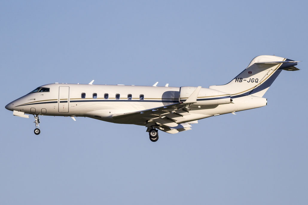 HB-JGQ CL-300 20237 Premium Jet AG @ Venezia Airport 06.09.2015 © Piti Spotter Club Verona