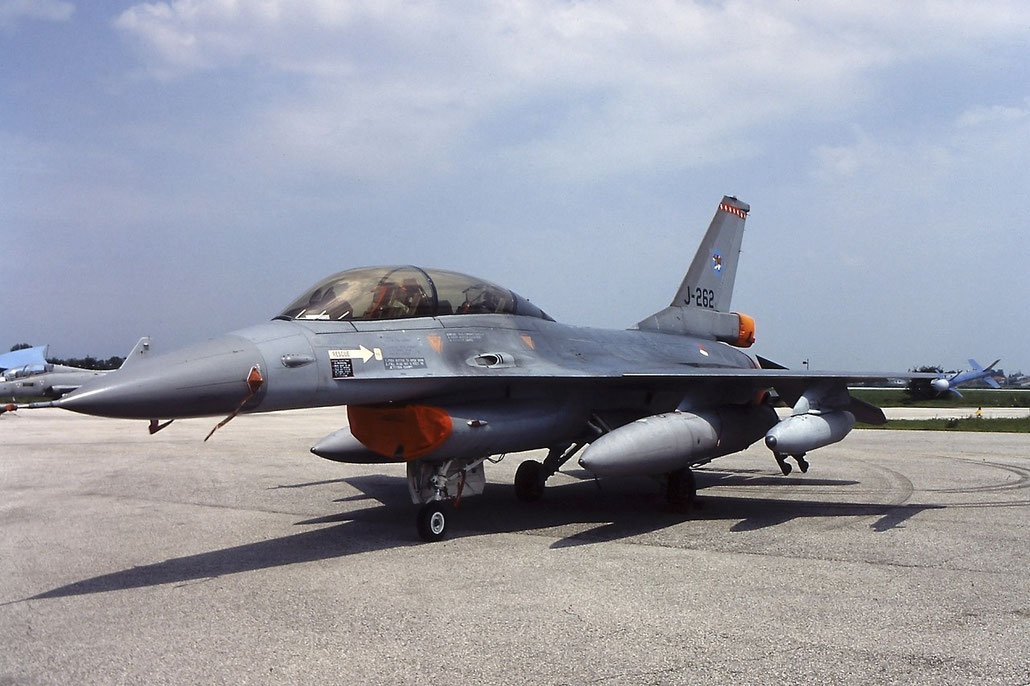 J-262   F-16B-01-CF  6E-4   @ Aeroporto di Verona   © Piti Spotter Club Verona