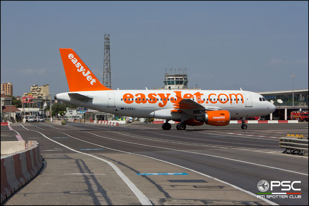 G-EZAJ  A319-111  2742  easyJet  @ Gibraltar 2018 © Piti Spotter Club Verona 