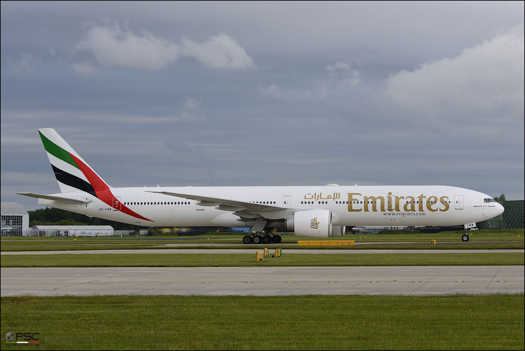 A6-EBW B777-36NER 32793/598 Emirates @ Manchester Airport 21.06.2015 © Piti Spotter Club Verona