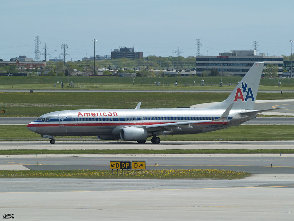 N823NN B737-823 29560/3156 American Airlines @ Toronto Pearson Airport 17.05.2013 © Piti Spotter Club Verona