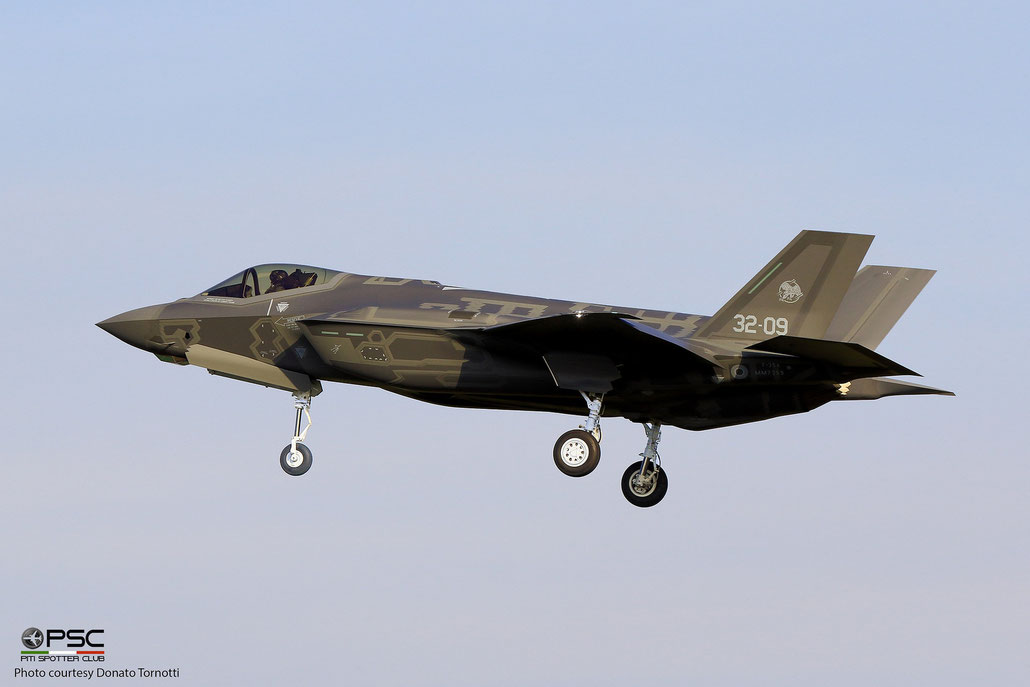  AL-9: F-35A MM7359, 32-09 © Piti Spotter Club Verona