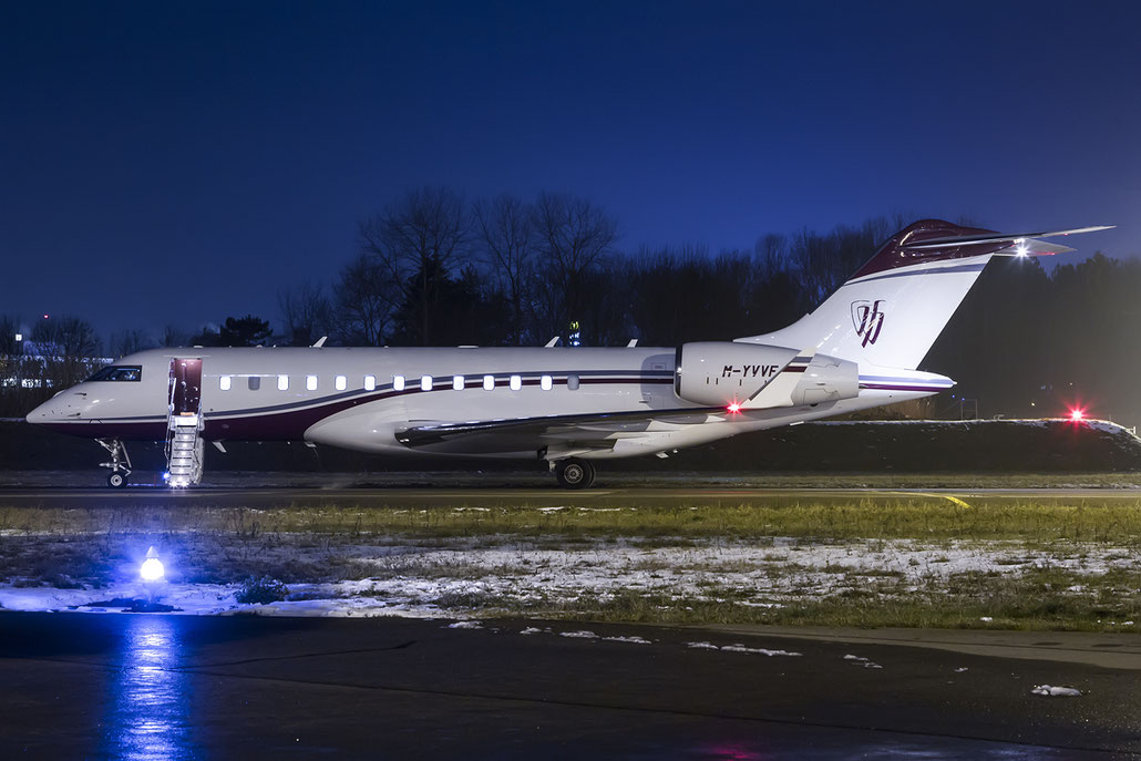 M-YVVF Global 6000 9590 Lightstar Aviation Ltd. @ Zurich Airport 20.01.2016 © Piti Spotter Club Verona