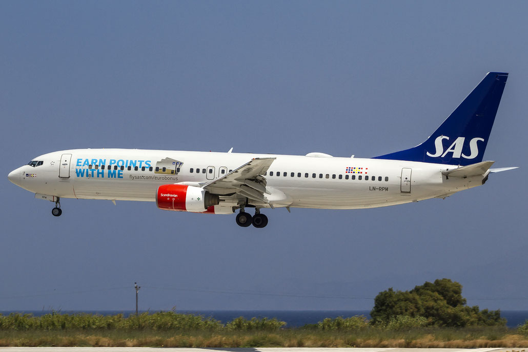 LN-RPM B737-883 30195/696 SAS Scandinavian Airlines - Scandinavian Airlines System  @ Rhodes Airport 07.2015 © Piti Spotter Club Verona