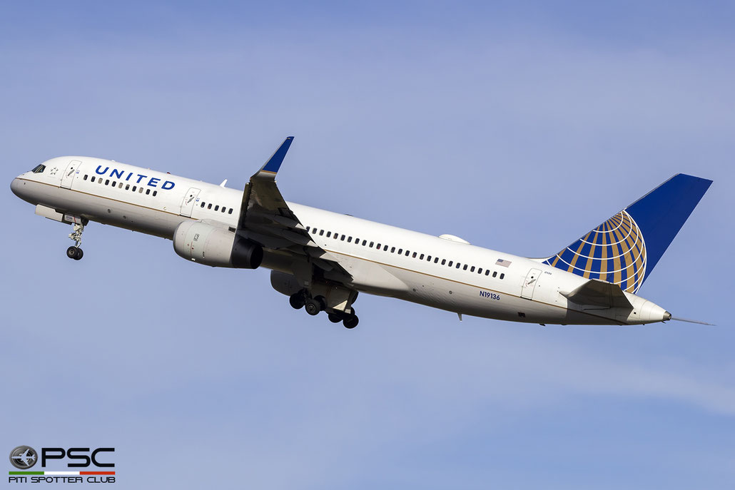 N19136 B757-224 29285/856 United Airlines @ Edinburgh Airport 04.04.2017 © Piti Spotter Club Verona