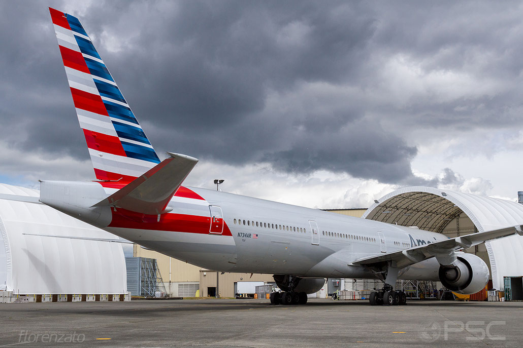N734AR B777-323ER 31480/1344 American Airlines @ Paine Field  05.2018 © Piti Spotter Club Verona
