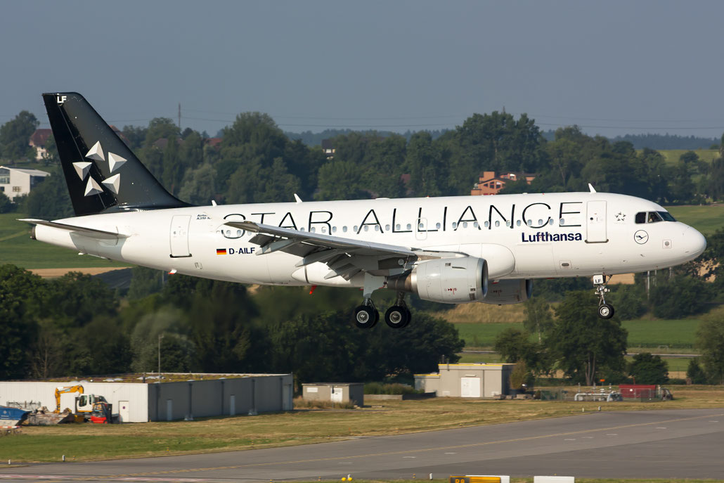D-AILF A319-114 636 Lufthansa @ Zurich Airport 20.07.2013 © Piti Spotter Club Verona