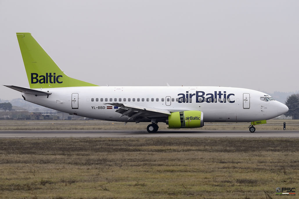 YL-BBD B737-53S 29075/3101 airBaltic 