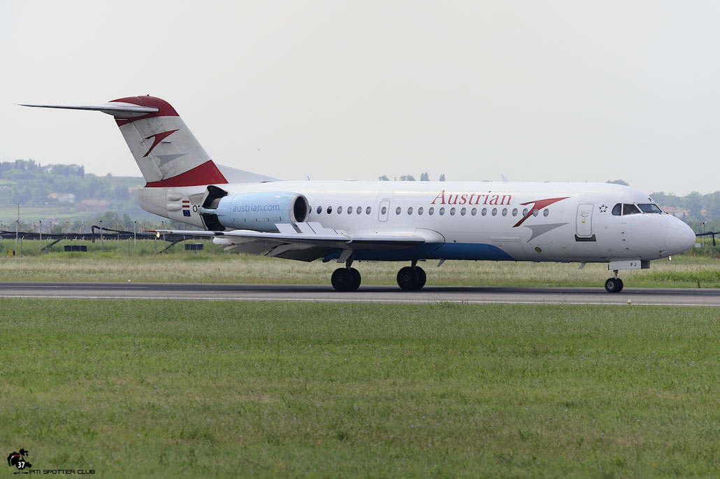 OE-LFJ Fokker 70 11532 Austrian Airlines @ Aeroporto di Verona - 1702/07/2016 © Piti Spotter Club Verona