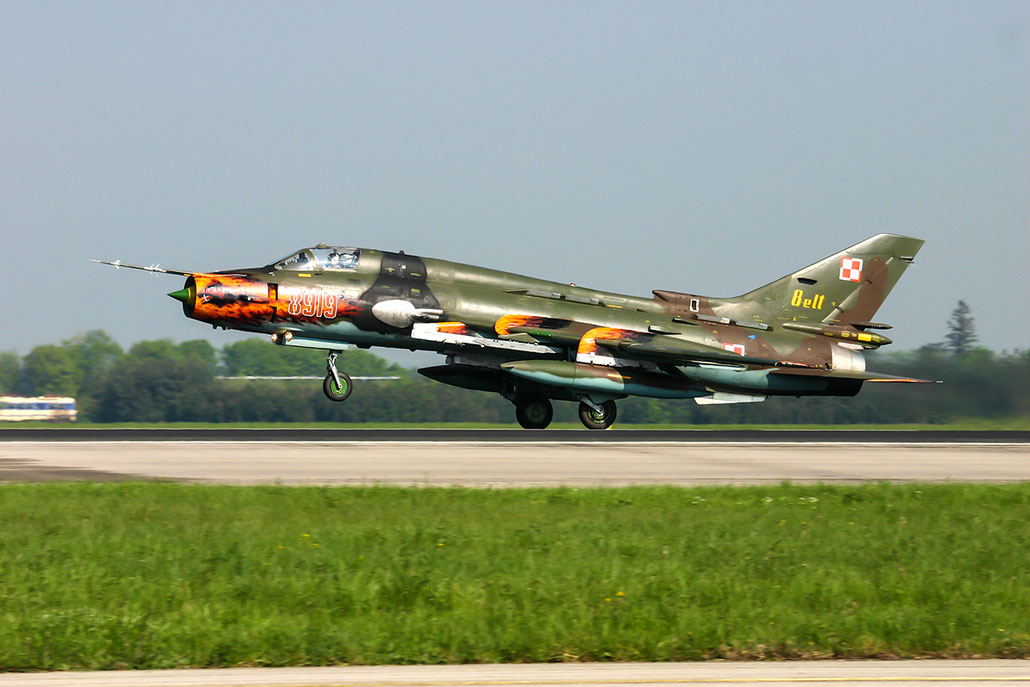 8919   Su-22M-4  28919  21.BLT (8 & 40.elt) © Piti Spotter Club Verona 