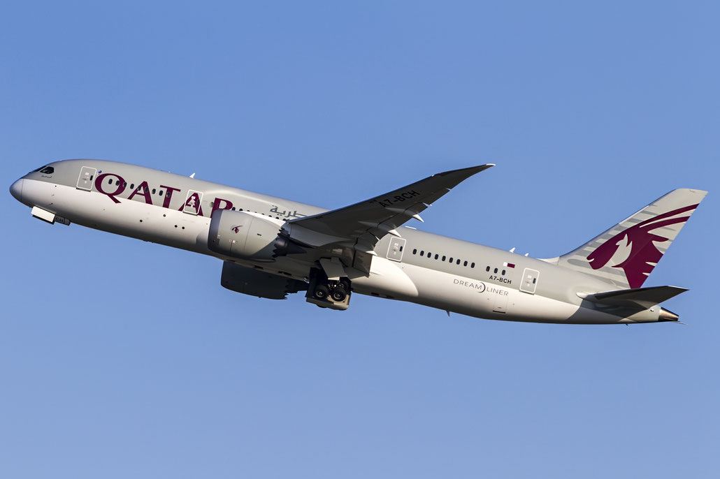 A7-BCH B787-8 38326/129 Qatar Airways @ Venice Airport 16.04.2016  © Piti Spotter Club Verona
