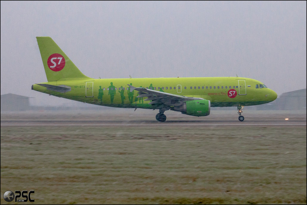 VP-BTX A319-114 1091 S7 Airlines @ Aeroporto di Verona © Piti Spotter Club Verona