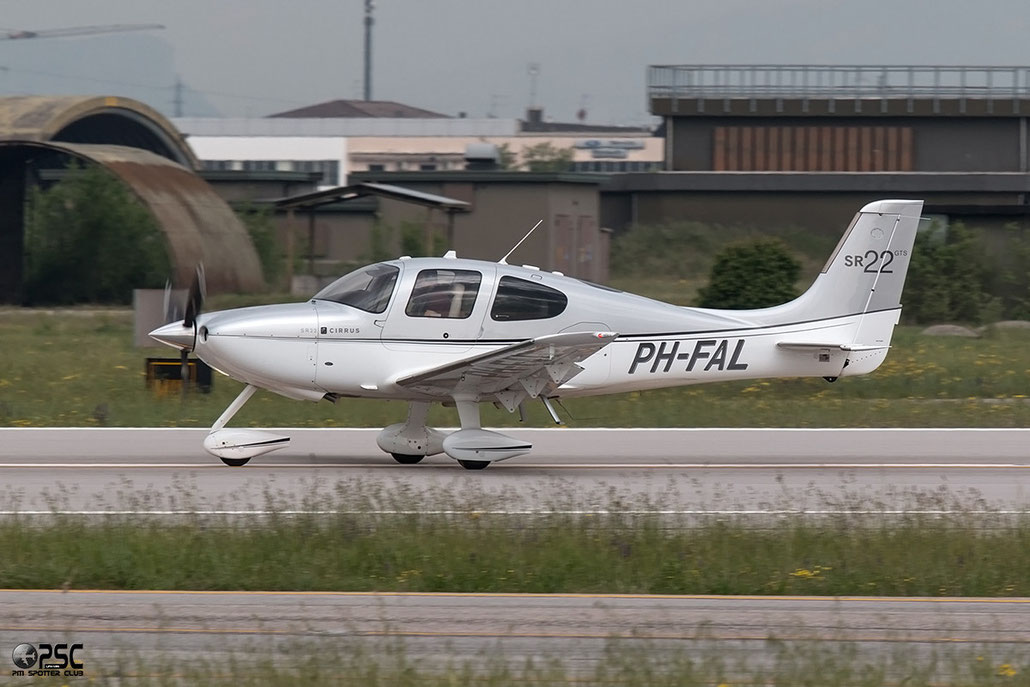 PH-FAL - Private Cirrus SR22 GTS @ Aeroporto di Verona © Piti Spotter Club Verona