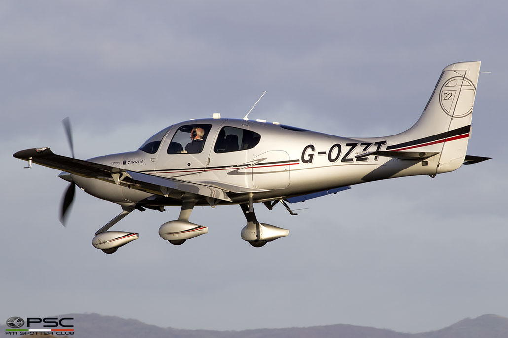 G-OZZT (2011 Cirrus SR22T C/N 0073 @ Gloucestershire Airport 2017 © Piti Spotter Club Verona
