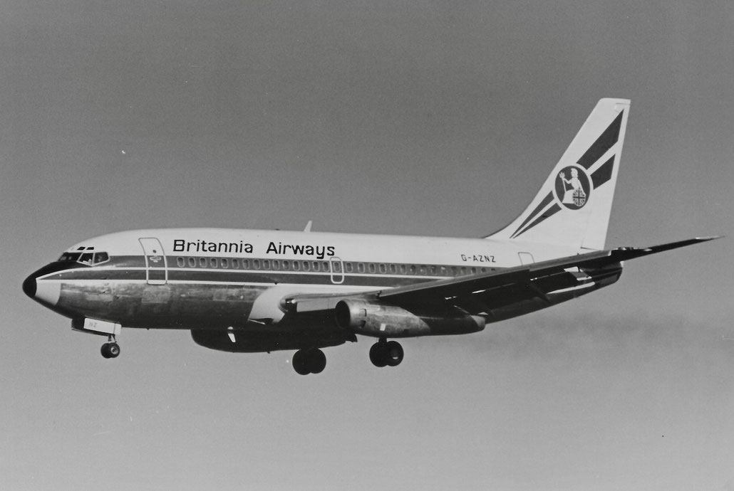 G-AZNZ Boeing 737-222 19074 95 JT8D-9A s3  Britannia Airways 1968 © collezione Maurizio Noè p.g.c. - Piti Spotter Club Verona