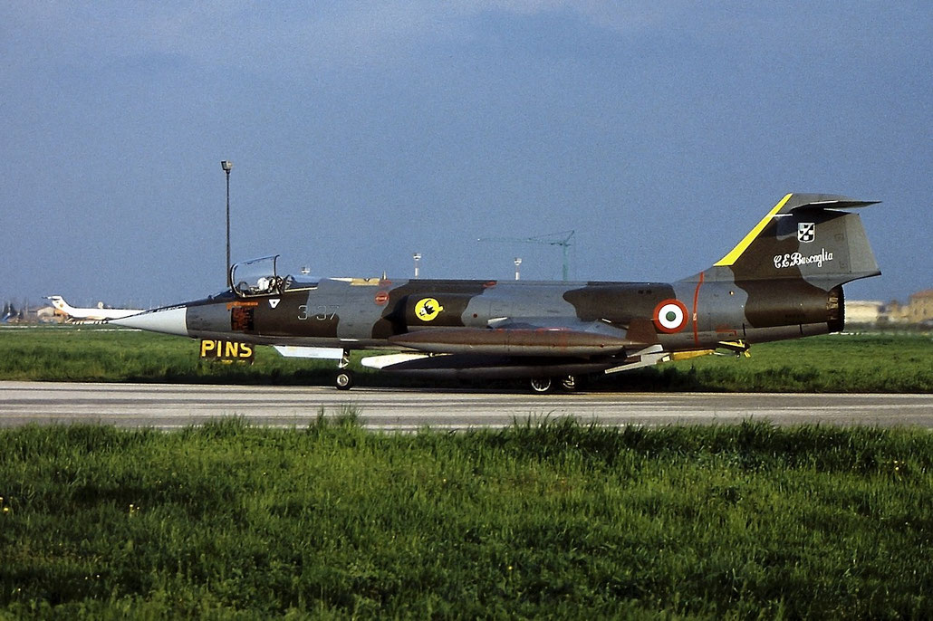 Gli F-104 del Terzo Stormo: 3-37 -  @ Aeroporto di Verona   © Piti Spotter Club Verona
