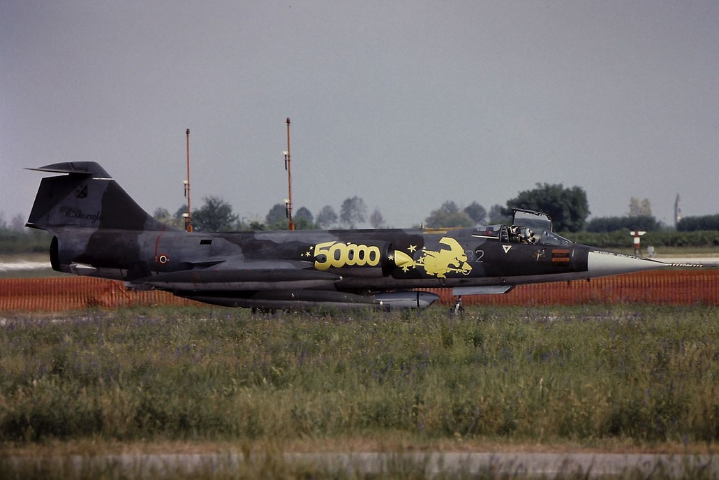 Gli F-104 del Terzo Stormo: 3-32 -  @ Aeroporto di Verona   © Piti Spotter Club Verona
