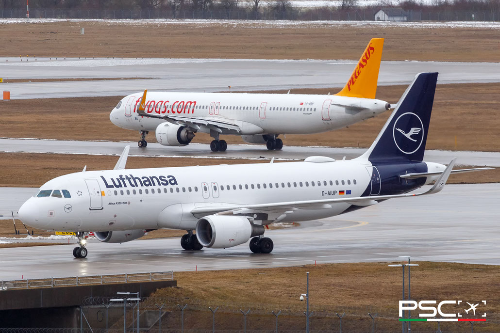 D-AIUP Airbus A320-214 sl 6807  cfm56-5B4/3  Lufthansa 2015 @ Munich MUC 02 2026 © Piti Spotter Club Verona