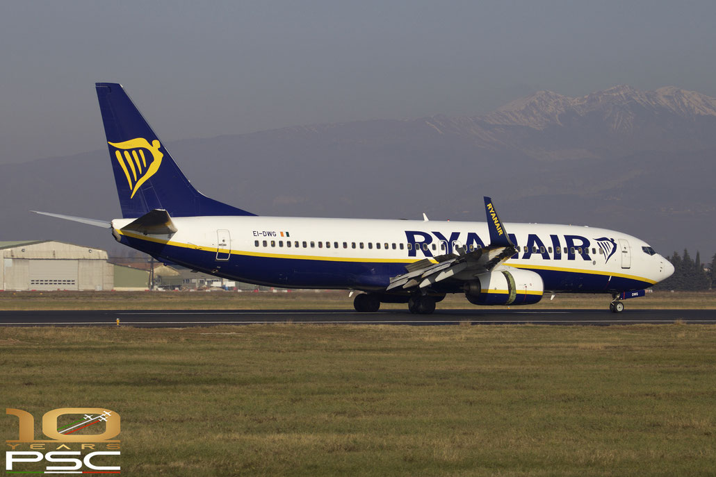 EI-DWG B737-8AS 33620/2397 Ryanair @ Aeroporto di Verona 12 2021 © Piti Spotter Club Verona 