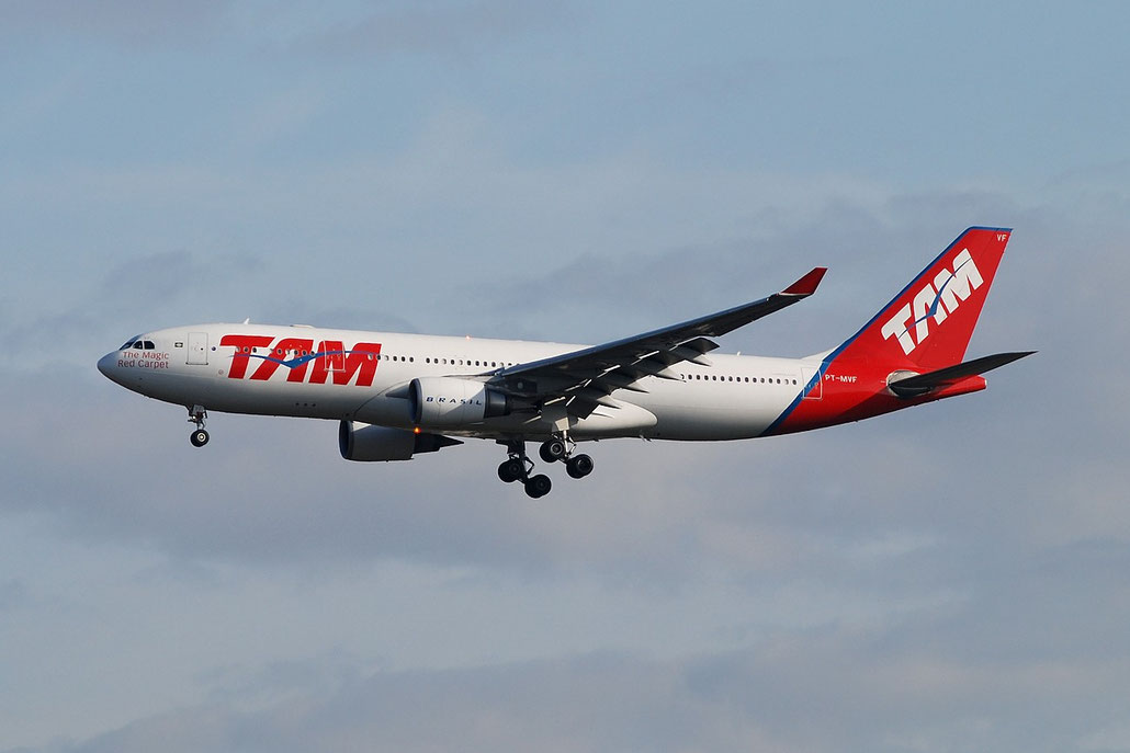 PT-MVF A330-203 466 TAM Linhas Aéreas - Táxi Aéreo Marilia @ Milano Malpensa Airport 23.11.2014 © Piti Spotter Club Verona